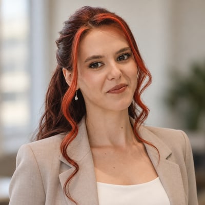 Loredana Vale, portret